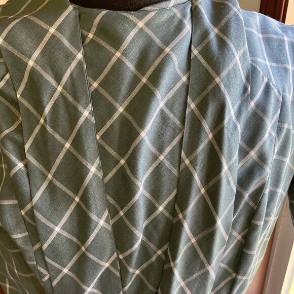 Vintage pleated short sleeve attached neck tie back zipper dress Henry Lee brand - Picture 2 of 16